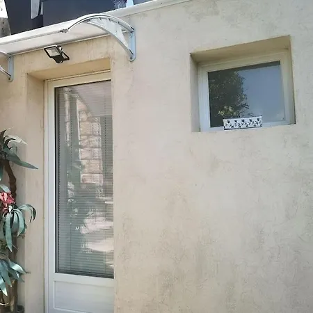 Διαμέρισμα Independant Dans Avec Piscine Καν-συρ-Μερ