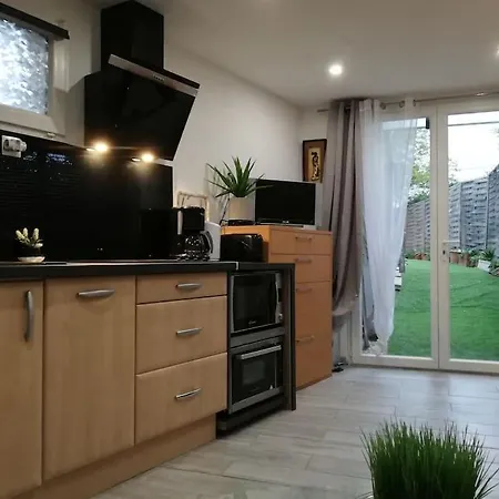 Independant Dans Avec Piscine * Καν-συρ-Μερ